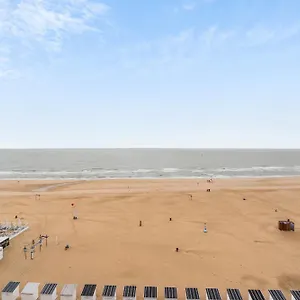 Appartement Frontal Renovated Seaview 